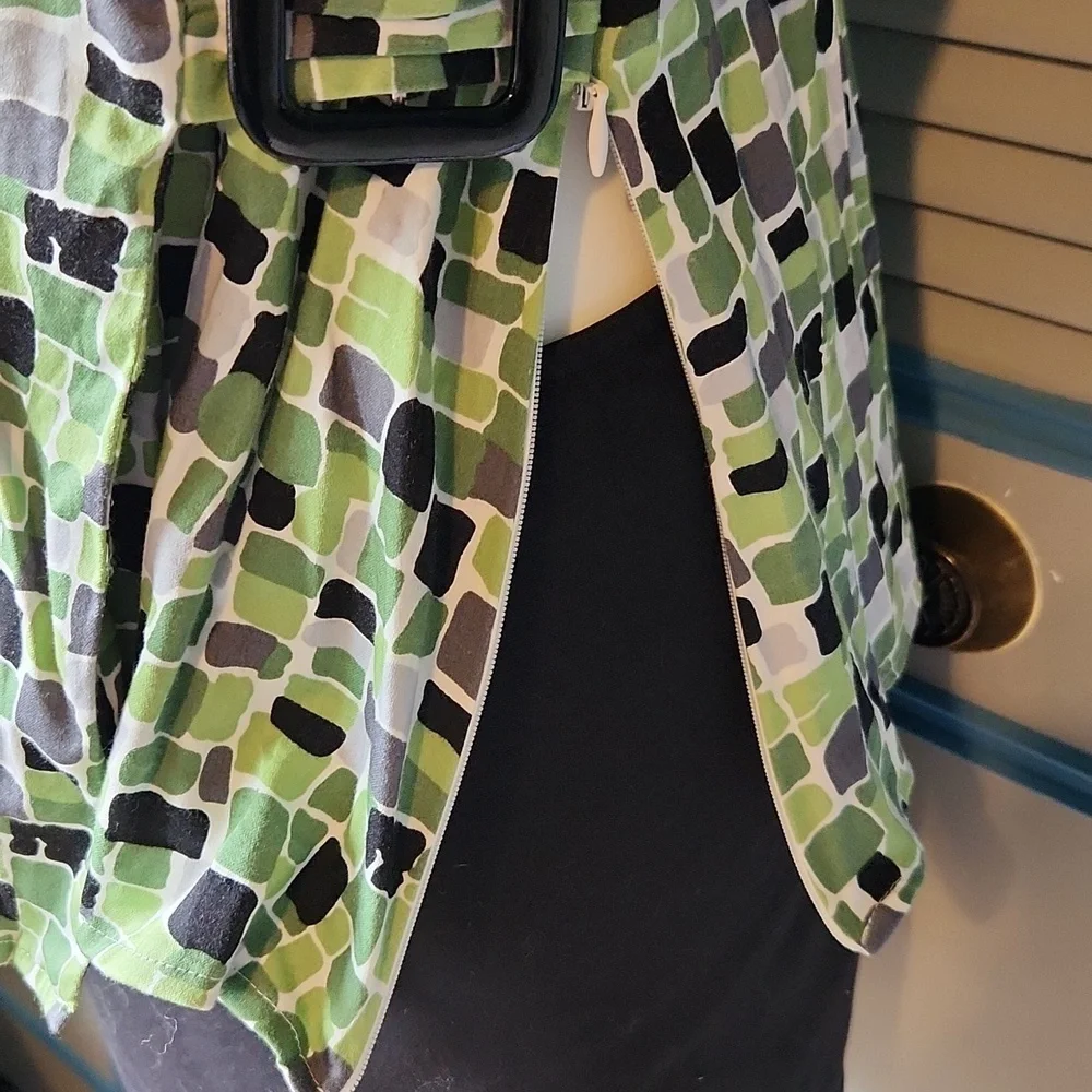 Apt. 9 Green Geometric Faux Wrap Top